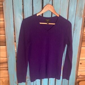 Charter Club Luxury cashmere Purple V Neck Sweater size medium light weight